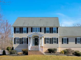 28 Hamilton Hill Rd, Lincroft, NJ 07738