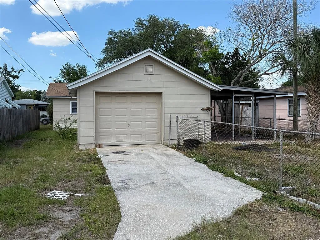 Building Photo - 4526 3rd Ave N