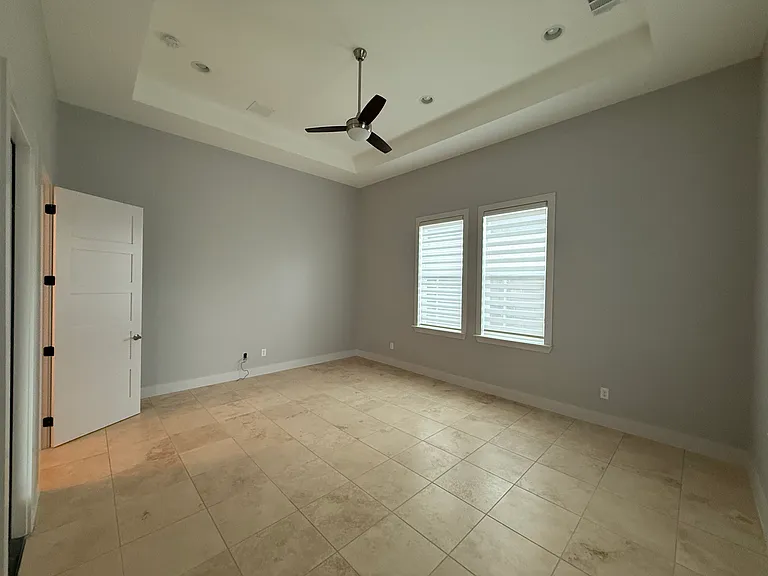 1136 Tealwood Ct — Photo 22