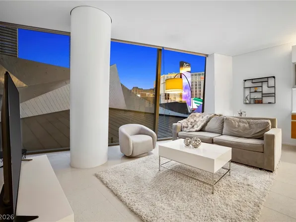 3726 Las Vegas Blvd S Unit 302, Las Vegas, NV 89158