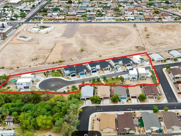 141 W LATONA Road, Phoenix, AZ 85041