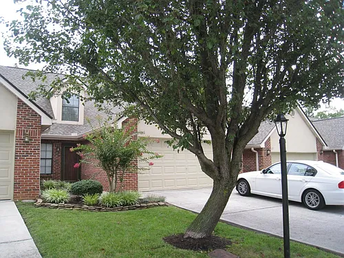 616 Farragut Commons Dr Photo 1