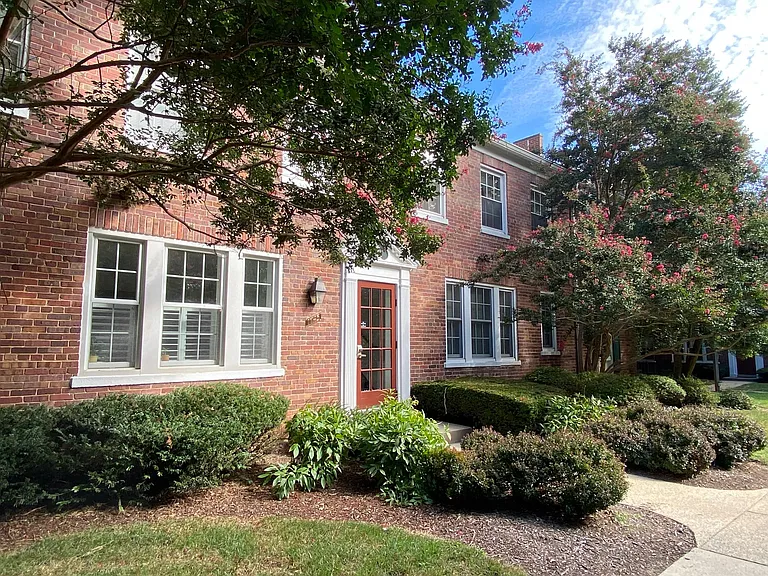 Garden style condo with park like setting