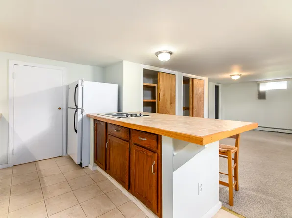 101 10th Ave, West Babylon, NY 11704