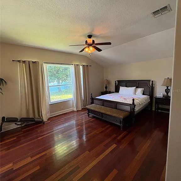 9718 Pineola Dr — Photo 18