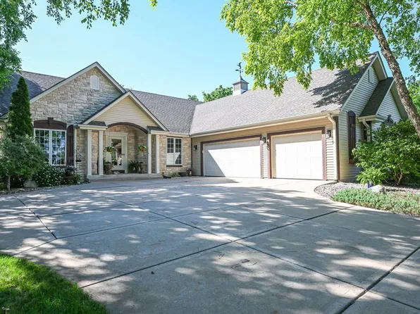 32615 Yahnke ROAD, Burlington, WI 53105