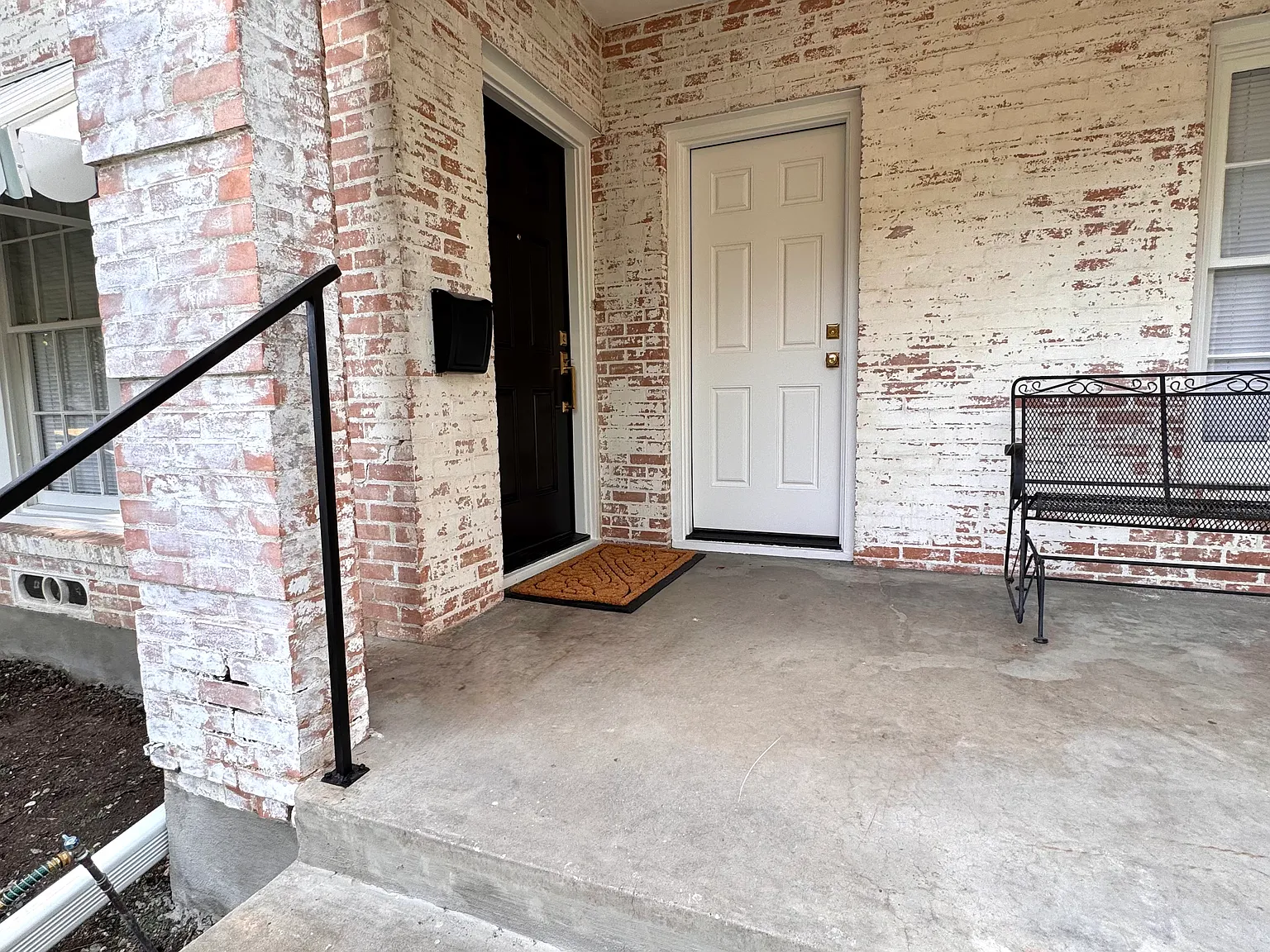 2 bed, 1350 sqft, $3,300 — Photo 3