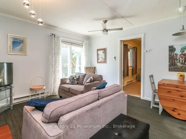 15 Dawson Dr #6, Collingwood, ON L9Y 5B4