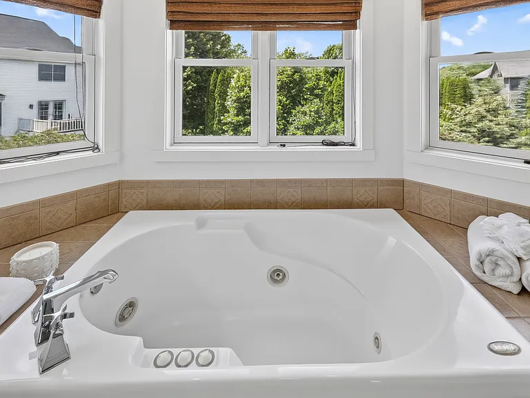 1600 Kohler Ct — Photo 12