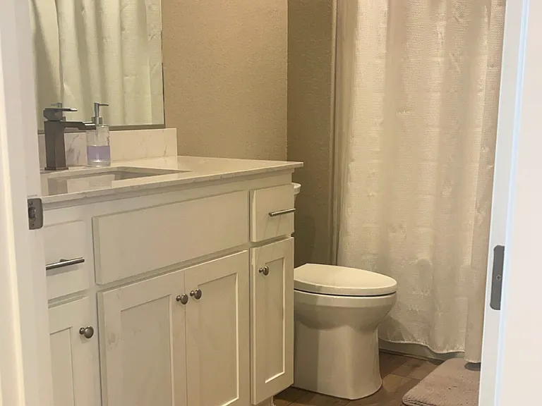 504 Chase Ct — Photo 19