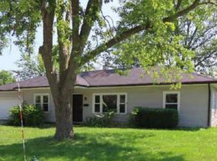 298 N Hammes Ave, Kankakee, IL 60901