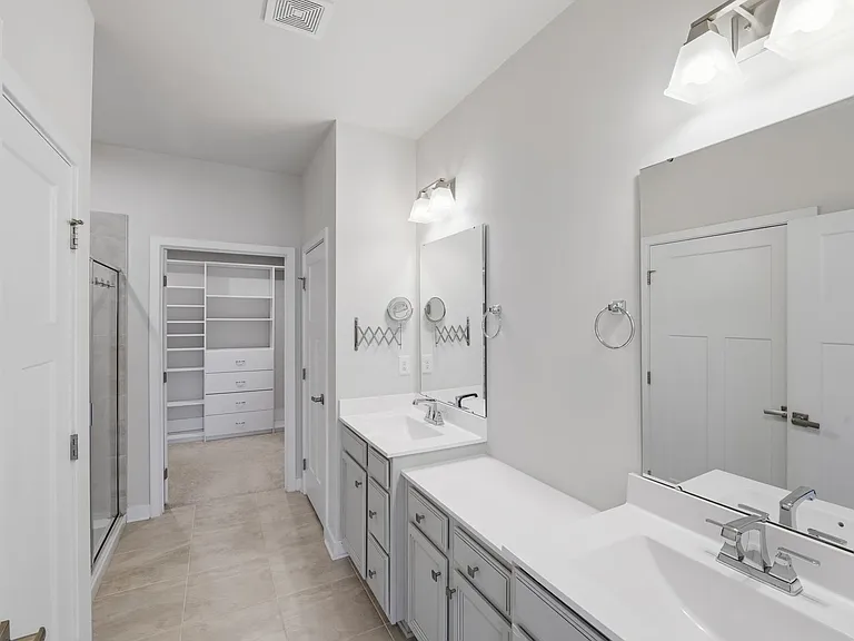 6258 Ashton Park Dr — Photo 5