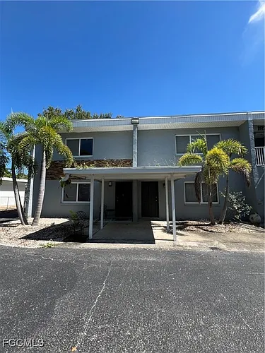1825 Oak Ln Photo 1