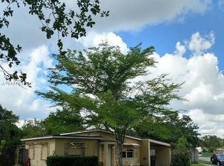 100 Marion Rd, Hollywood, FL 33023