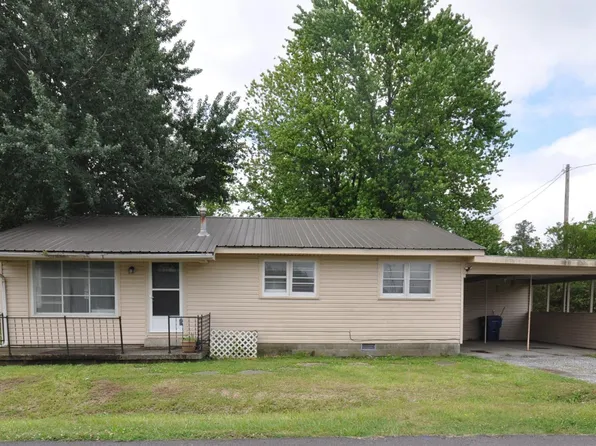 201 W 6th St, Benton, KY 42025
