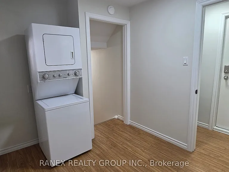 16 Lynwood Ct — Photo 11
