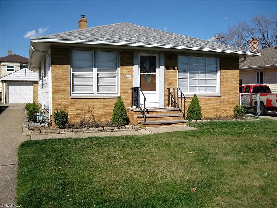 1st image of 3336 North Ave
