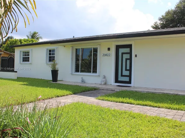 20422 NW 38th Pl, Miami Gardens, FL 33055