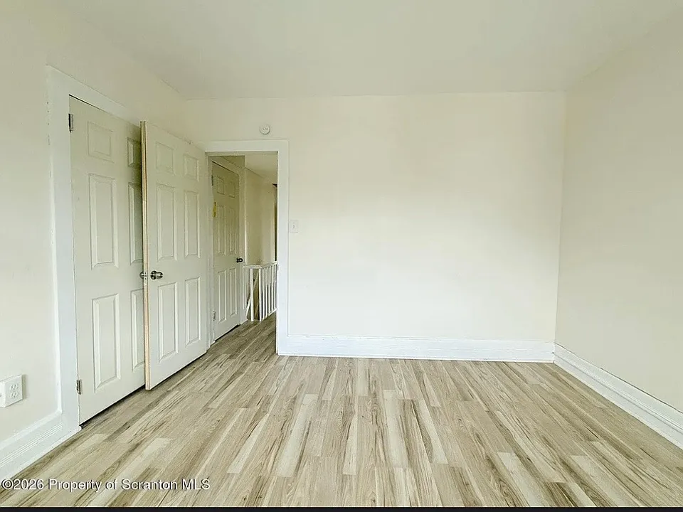 210 Center Ave #1