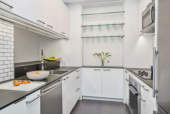 Rented by Keller Williams NYC | media 15