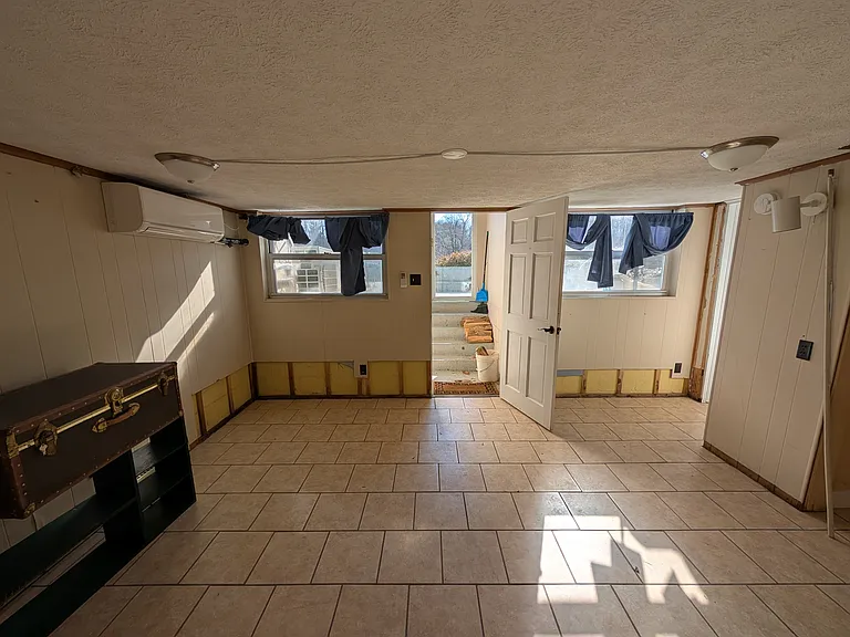 115 Lake Dr — Photo 20