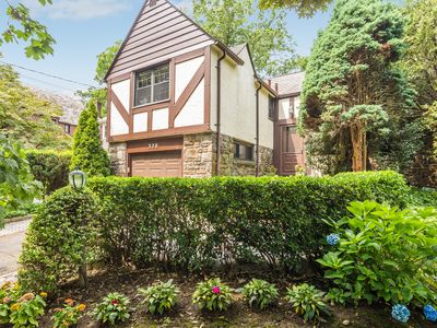 320 Hayward Ave, Mount Vernon, NY, 10552