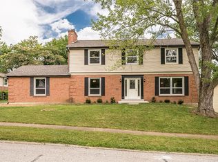 820 Windmill Dr, Ballwin, MO 63011