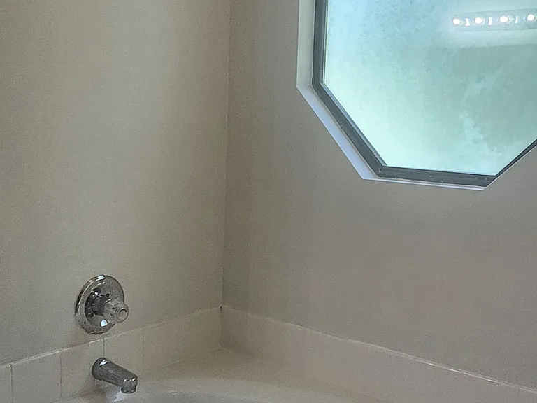 922 Cherry Point Way — Photo 2