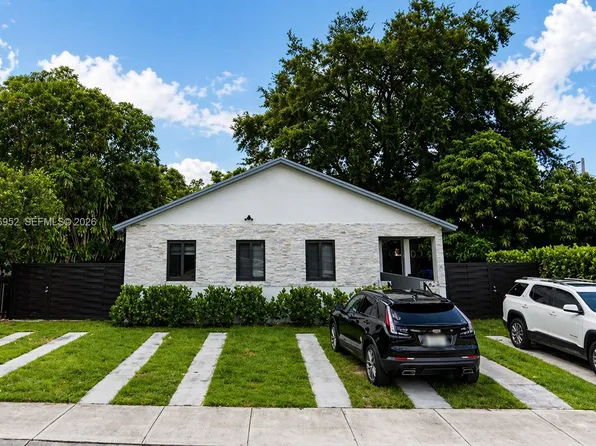 423 NW 32nd Pl, Miami, FL 33125