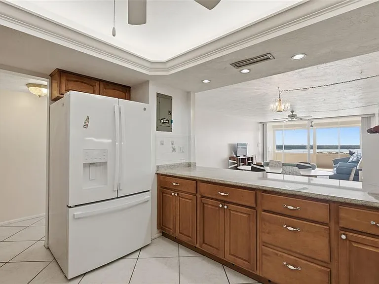 17920 Gulf Blvd #1401 — Photo 22