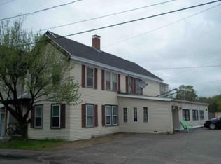 4 Androscoggin St, Gorham, NH 03581
