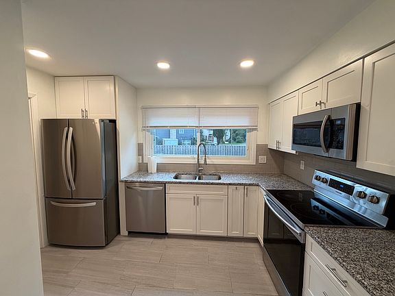 4th image of 930 Dorncliff Ln
