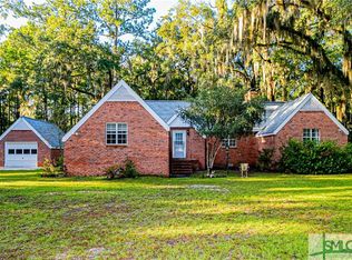 77 Marshview Dr, Midway, GA 31320