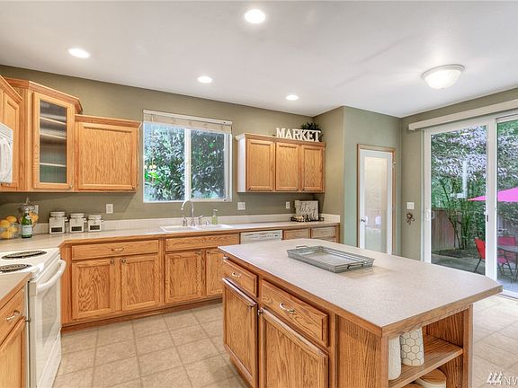 5th image of 16214 131st Avenue Ct E