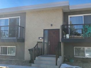 2417 13th St N #7, Lethbridge, AB T1H4T7