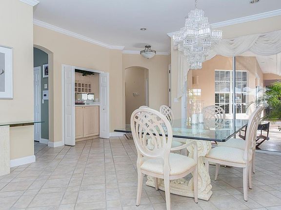 4th image of 5515 E Harbor Village Dr