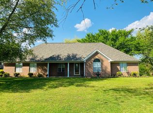 275 Oxford Dr, Killen, AL 35645