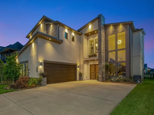 725 Pegasus Ln, League City, TX 77573