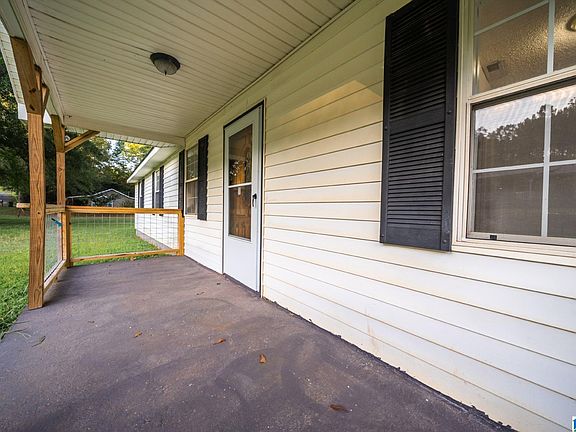3rd image of 709 3rd St SW
