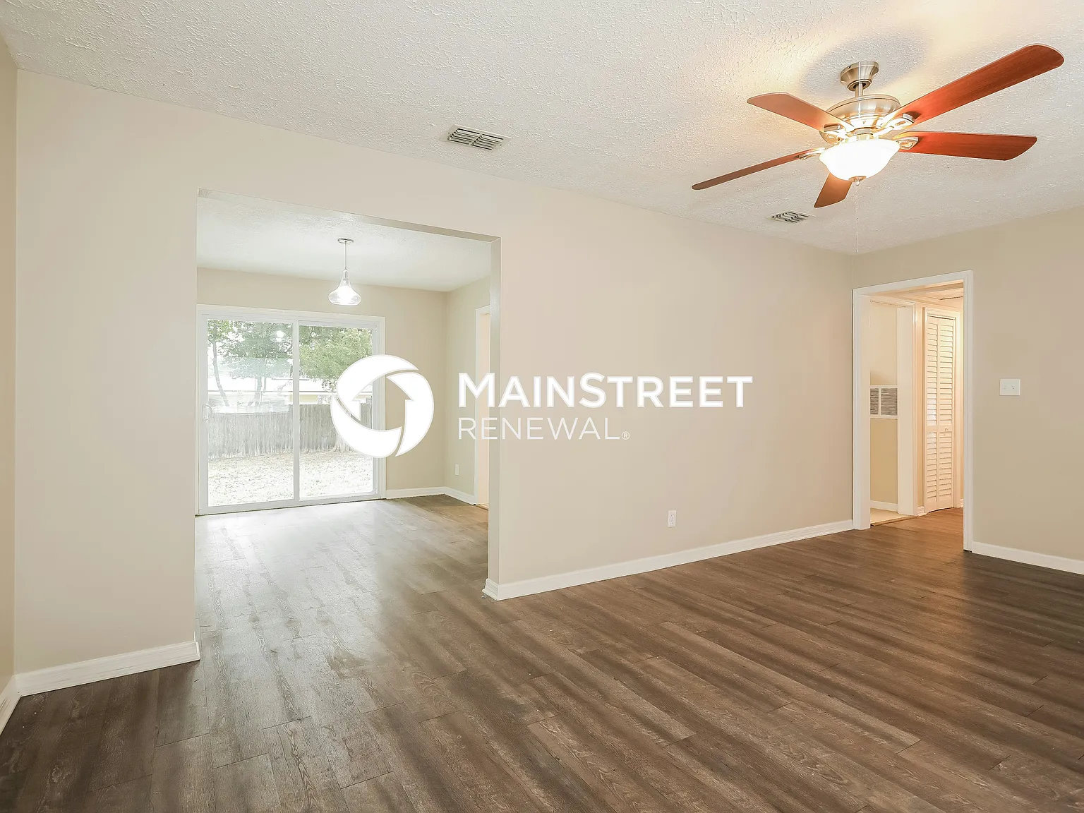 3713 Hoover Ln — Photo 4