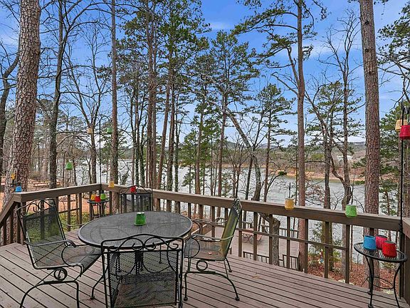 5th image of 450 Davidson Cir
