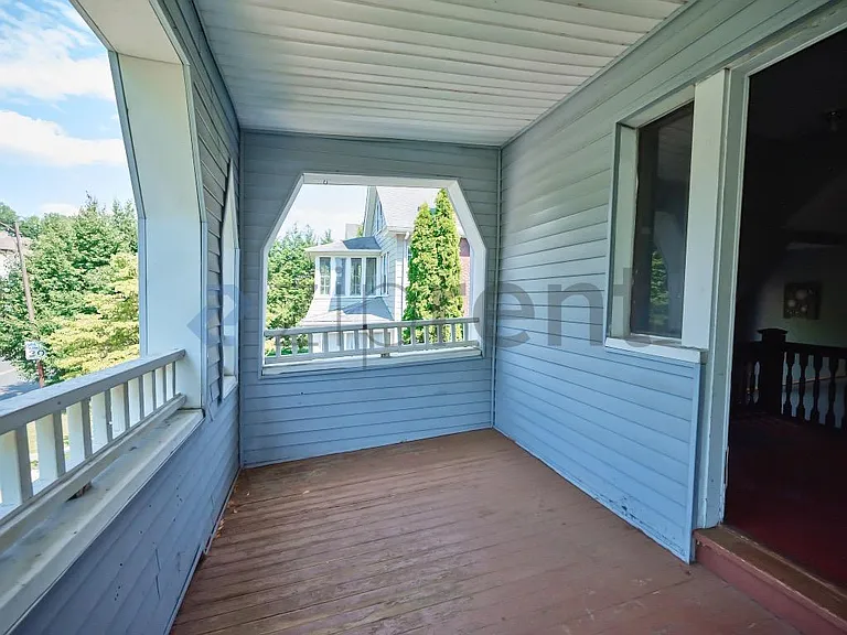 30 Forest Park Ave #2 — Photo 14