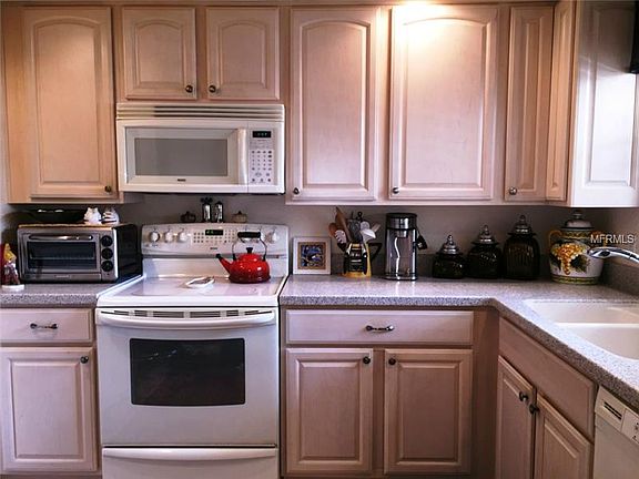 4th image of 7907 Sailboat Key Blvd S APT 106