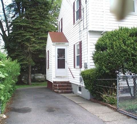 2-3 Car Driveway
