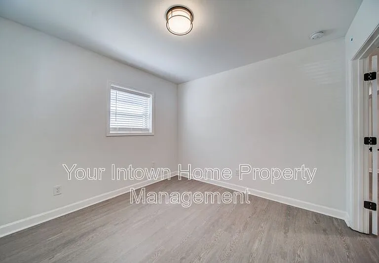 1047 Grant Way SE — Photo 19