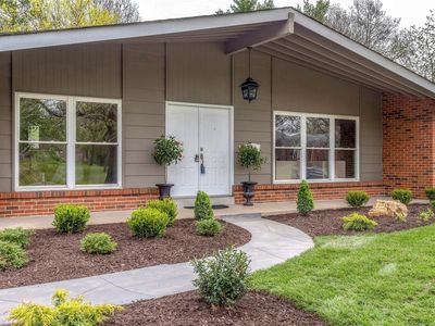 47 Pricewoods Ln, Saint Louis, MO, 63132