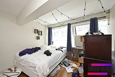 Rented by R New York