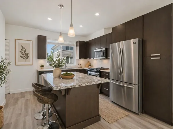 34248 King Rd #59, Abbotsford, BC V2S 0B1