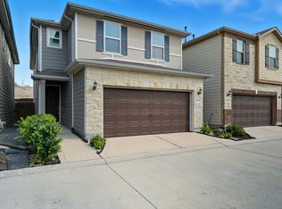 8624 Cedar Plains Ln, Houston, TX 77080