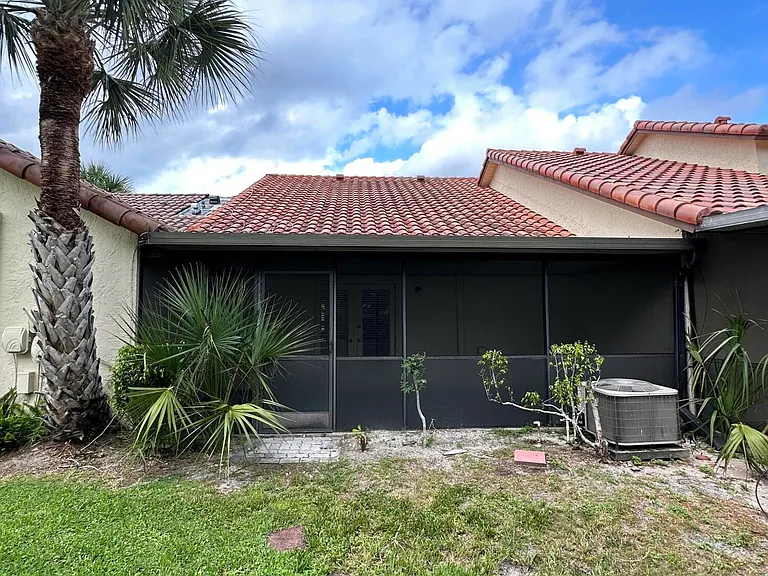 10300 Hidden Springs Ct — Photo 43